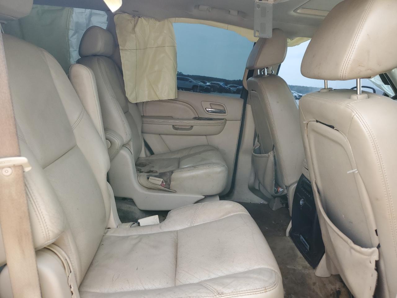 2007 Cadillac Escalade Luxury VIN: 1GYEC63867R403854 Lot: 60865795