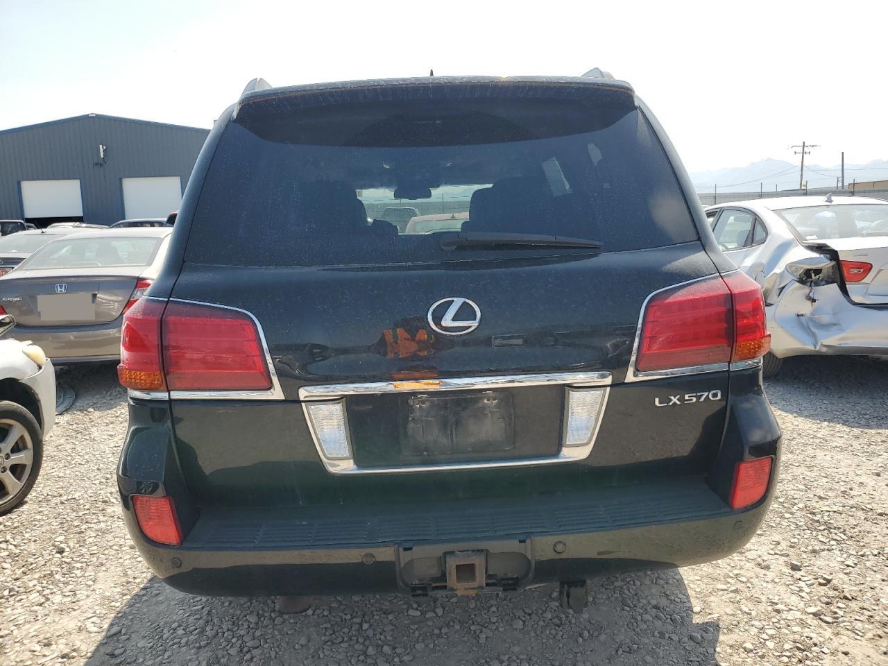 2011 Lexus Lx 570 VIN: JTJHY7AX4B4060792 Lot: 62511195