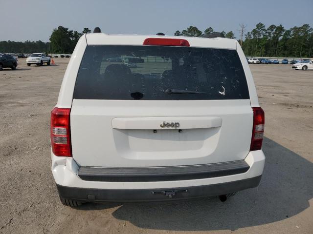  JEEP PATRIOT 2016 Белы