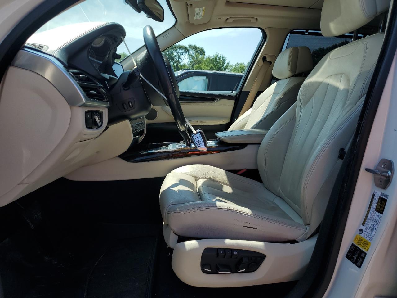2015 BMW X5 xDrive50I VIN: 5UXKR6C58F0J78402 Lot: 62123165