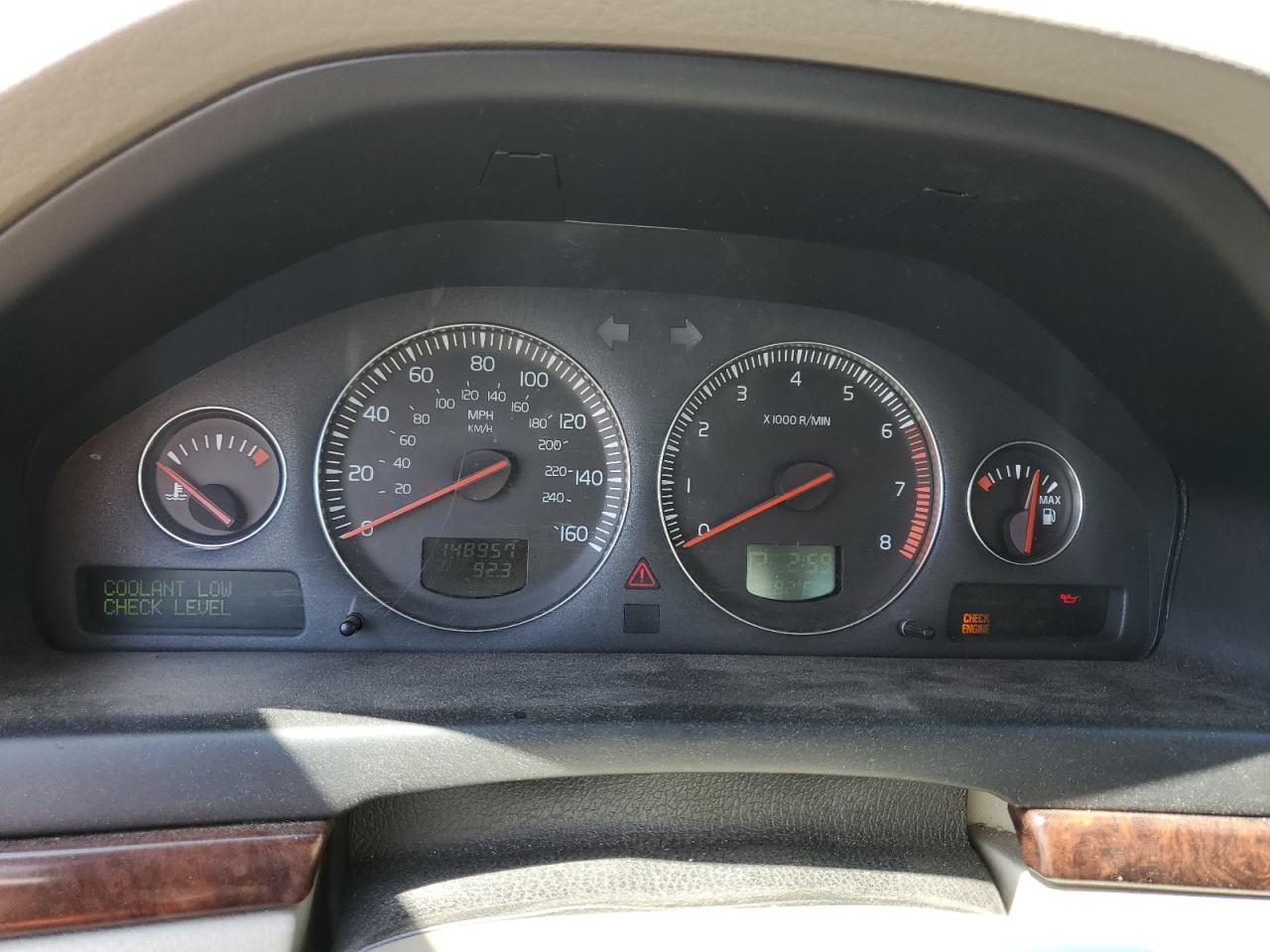 2004 Volvo S80 2.5T VIN: YV1TH59HX41360897 Lot: 62173915