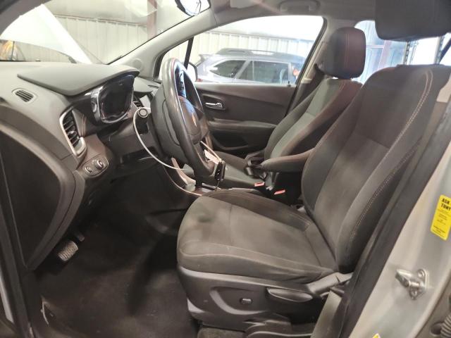  CHEVROLET TRAX 2019 Srebrny