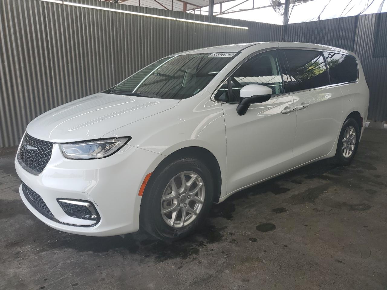 2023 Chrysler Pacifica Touring L for Sale in Orlando, FL - Mechanical