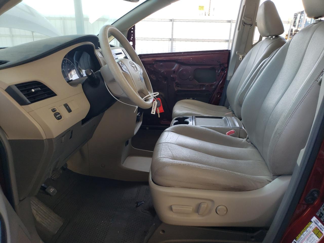 2011 Toyota Sienna Le VIN: 5TDKK3DC0BS052124 Lot: 62455835