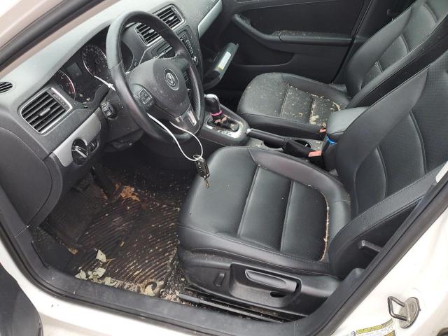 Седаны VOLKSWAGEN JETTA 2013 Белый