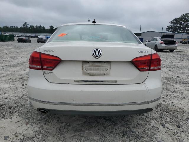  VOLKSWAGEN PASSAT 2015 Белы