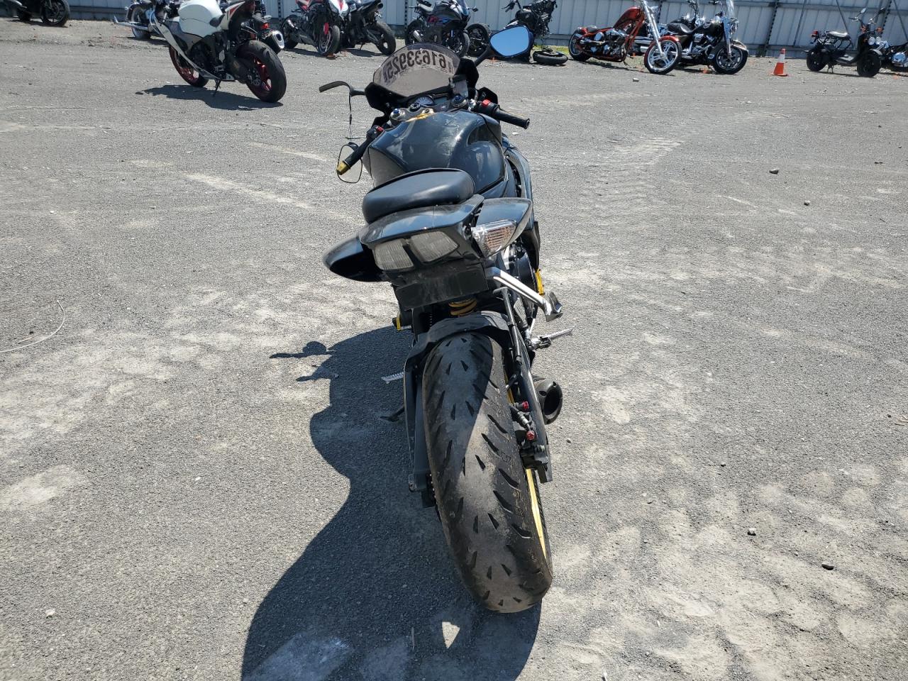 SUZUKI GSX 2006 VIN JS1GN7DA562110321 photo 4