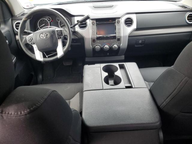 Pickups TOYOTA TUNDRA 2015 Silver