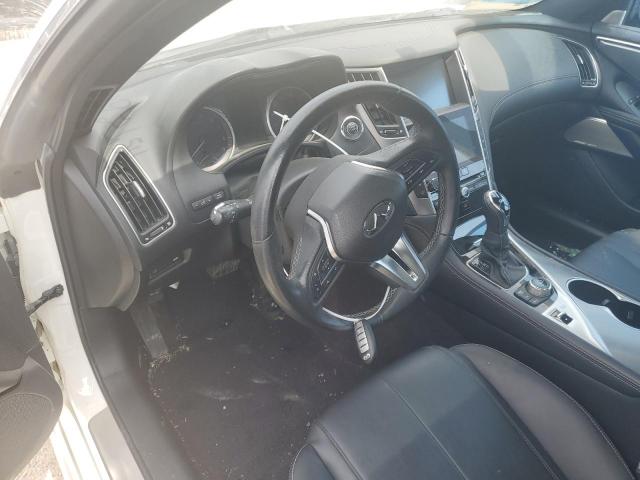  INFINITI Q60 2018 Biały