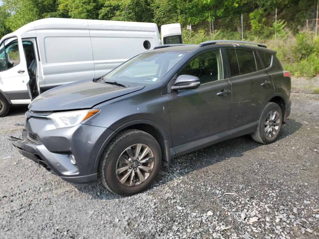 2017 Toyota Rav4 Xle იყიდება Marlboro-ში, NY - Front End