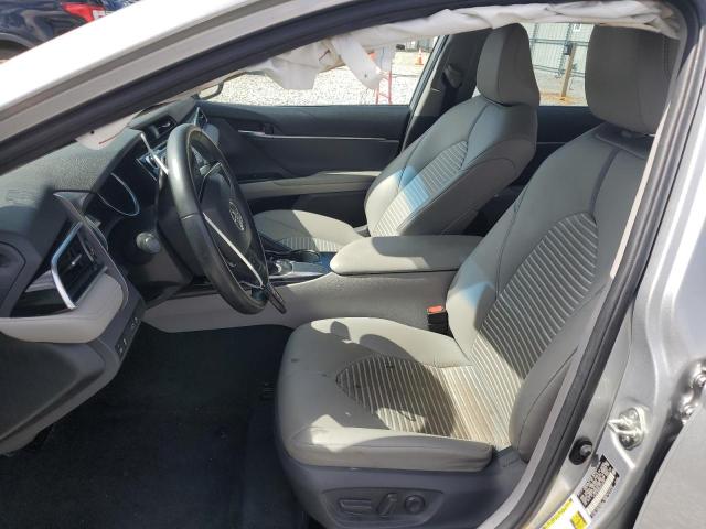 TOYOTA CAMRY 2018 Srebrny