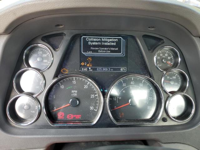 2017 PETERBILT 579 SEMI TRUCK
