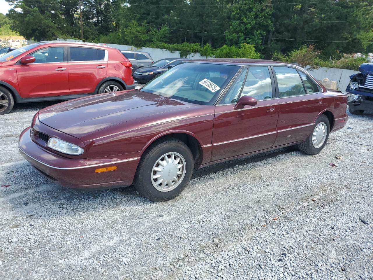 Fairburn, GA에서 판매 중인 1999 Oldsmobile 88 Base - Rear End