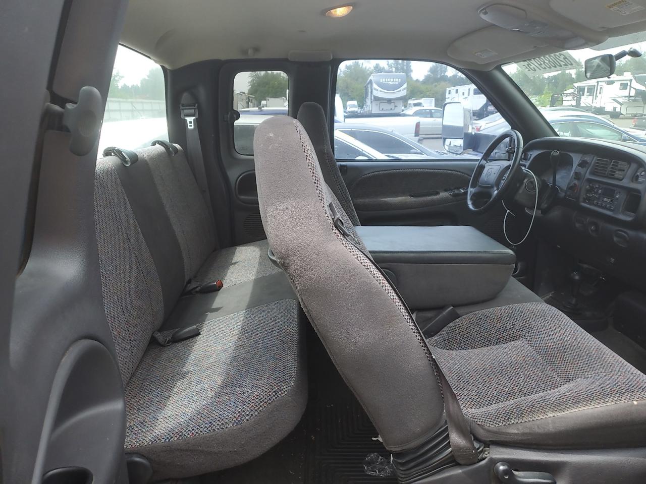 2002 Dodge Ram 2500 VIN: 3B7KF23622M202311 Lot: 62088975