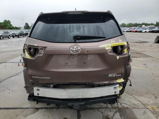  TOYOTA HIGHLANDER 2017 Brązowy