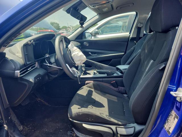  HYUNDAI ELANTRA 2022 Синий