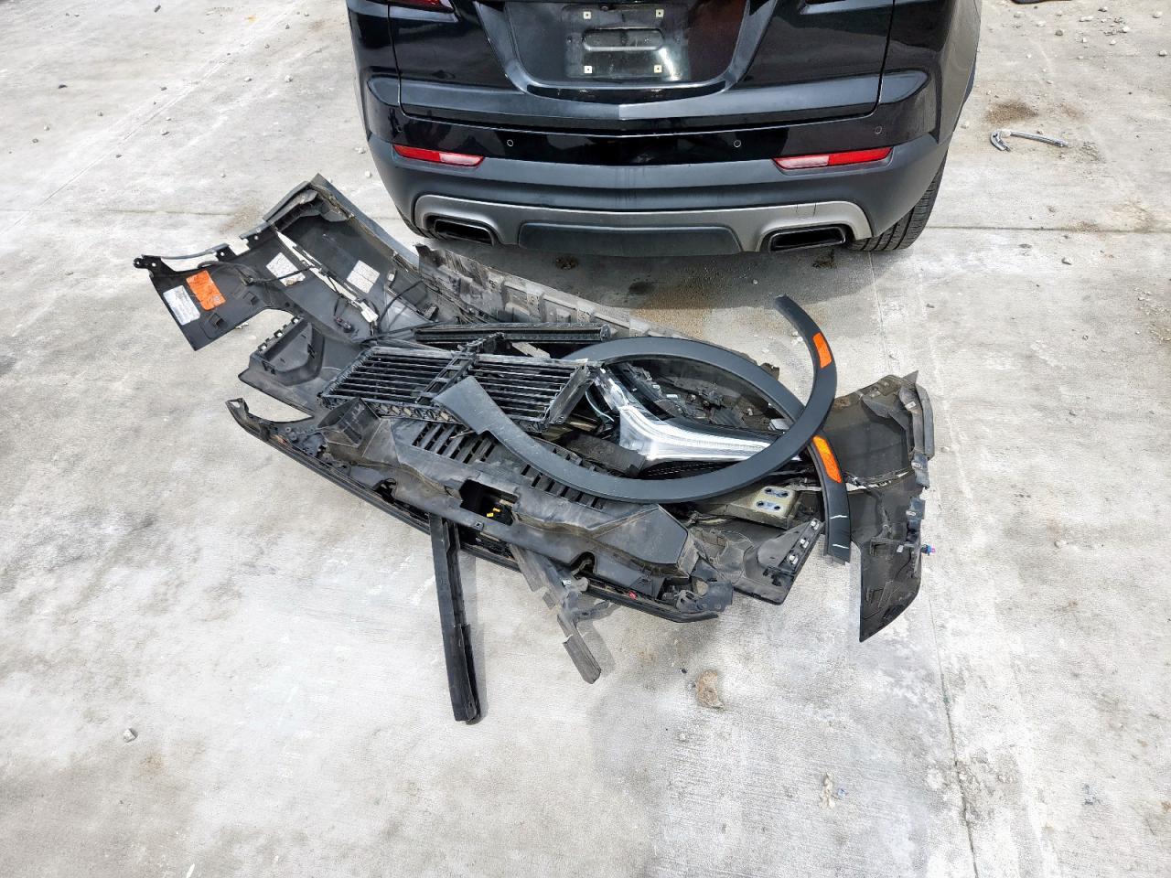 2020 Cadillac Xt4 Premium Luxury VIN: 1GYFZCR40LF073517 Lot: 60121635