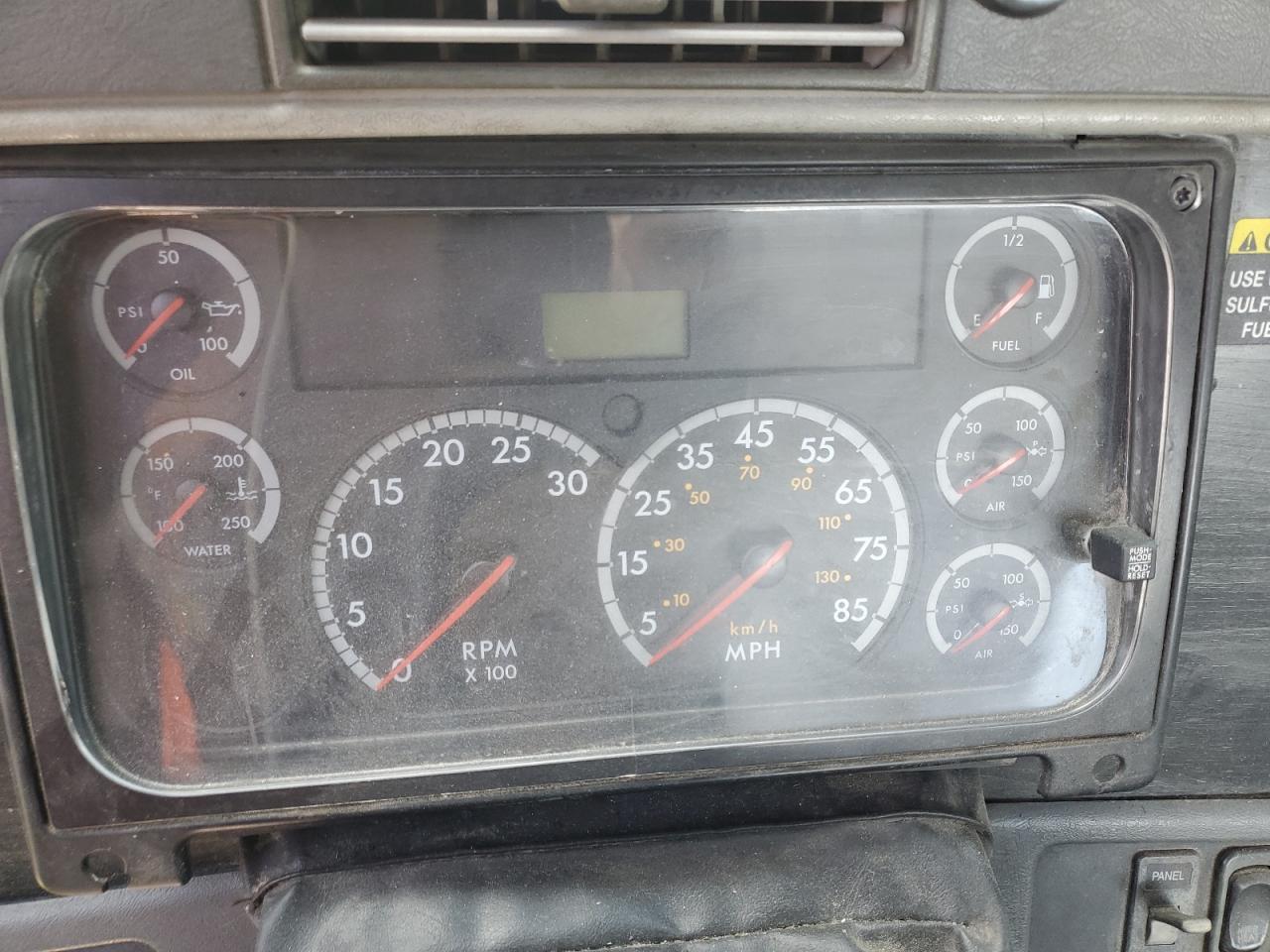 FREIGHTLINER ALL OTHER 2008 VIN 1FUJA6CK68LAA8851 photo 8
