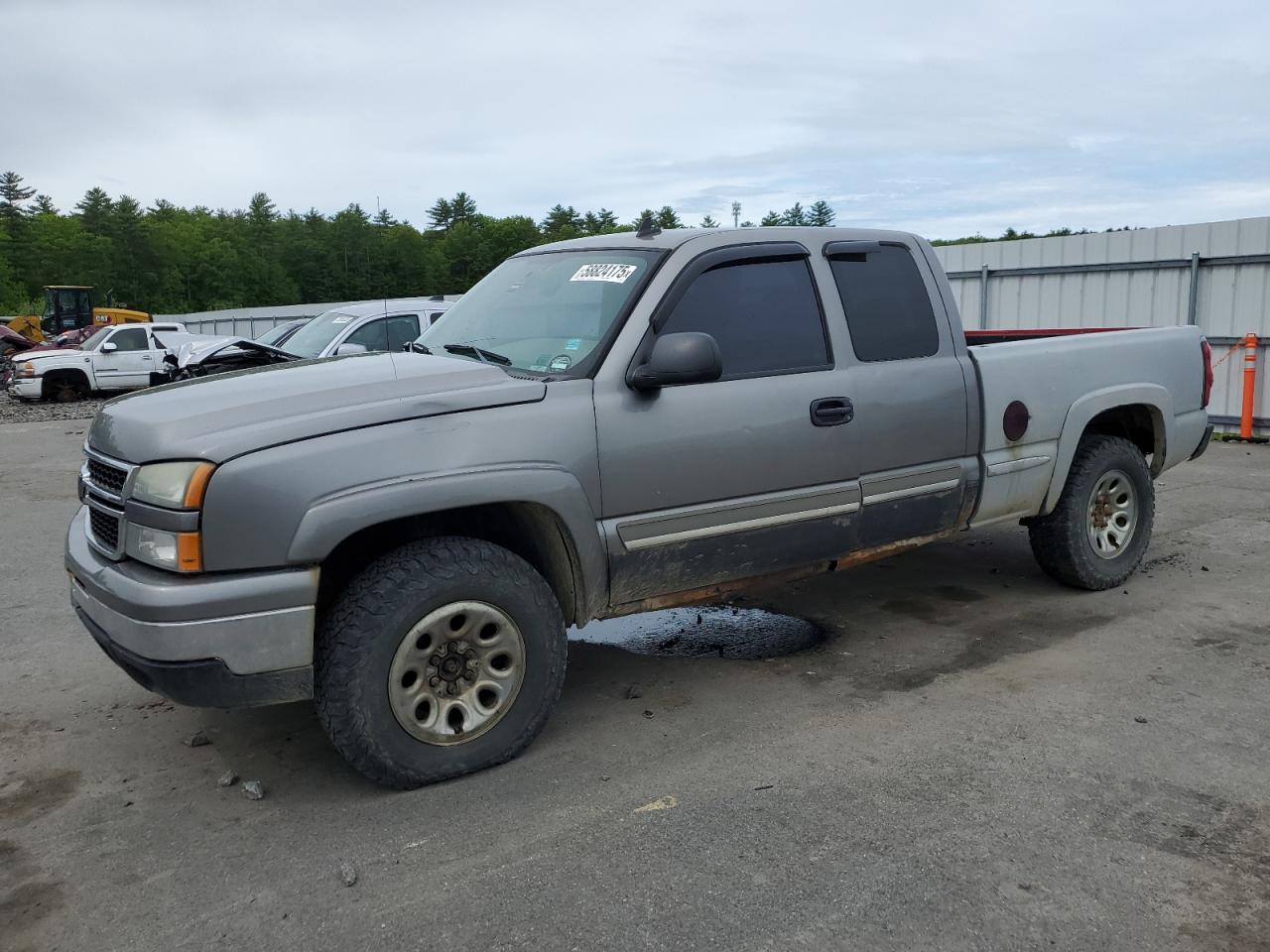 2006 Chevrolet Silverado K1500 for Sale in Windham, ME - Minor Dent/Scratches