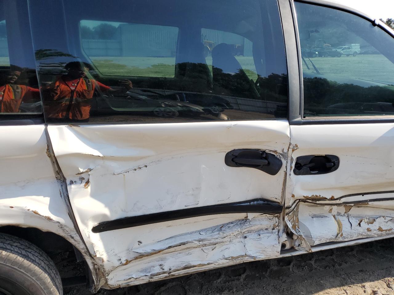2002 Chrysler Voyager Ec VIN: 1C4GJ15B02B564489 Lot: 61144965