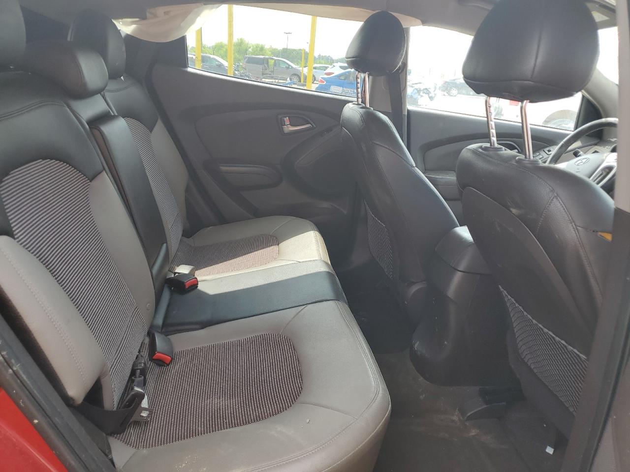2010 Hyundai Tucson Gls VIN: KM8JU3AC0AU092929 Lot: 61043235