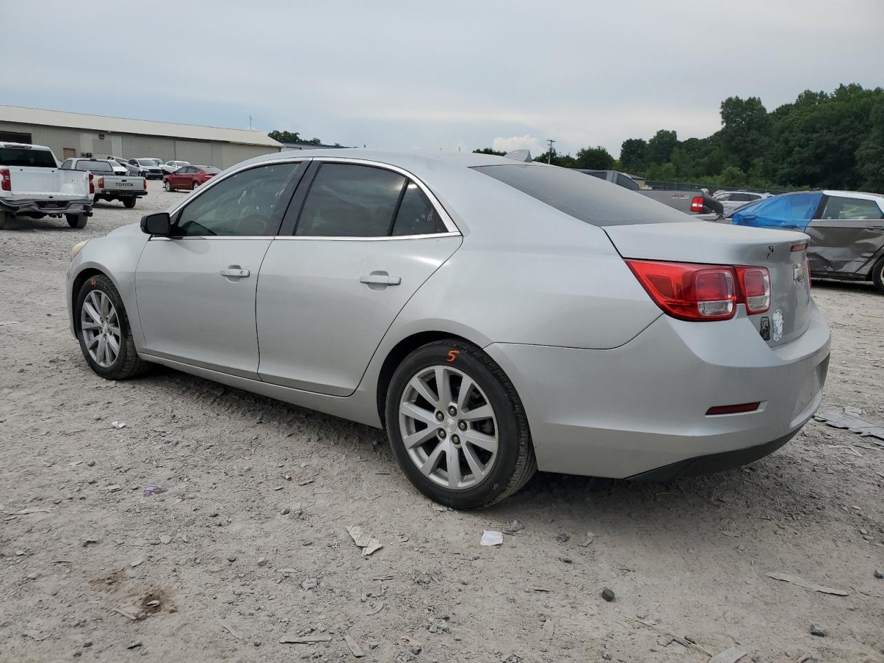 CHEVROLET MALIBU 2014 VIN 1G11E5SL6EF235512 фото 2
