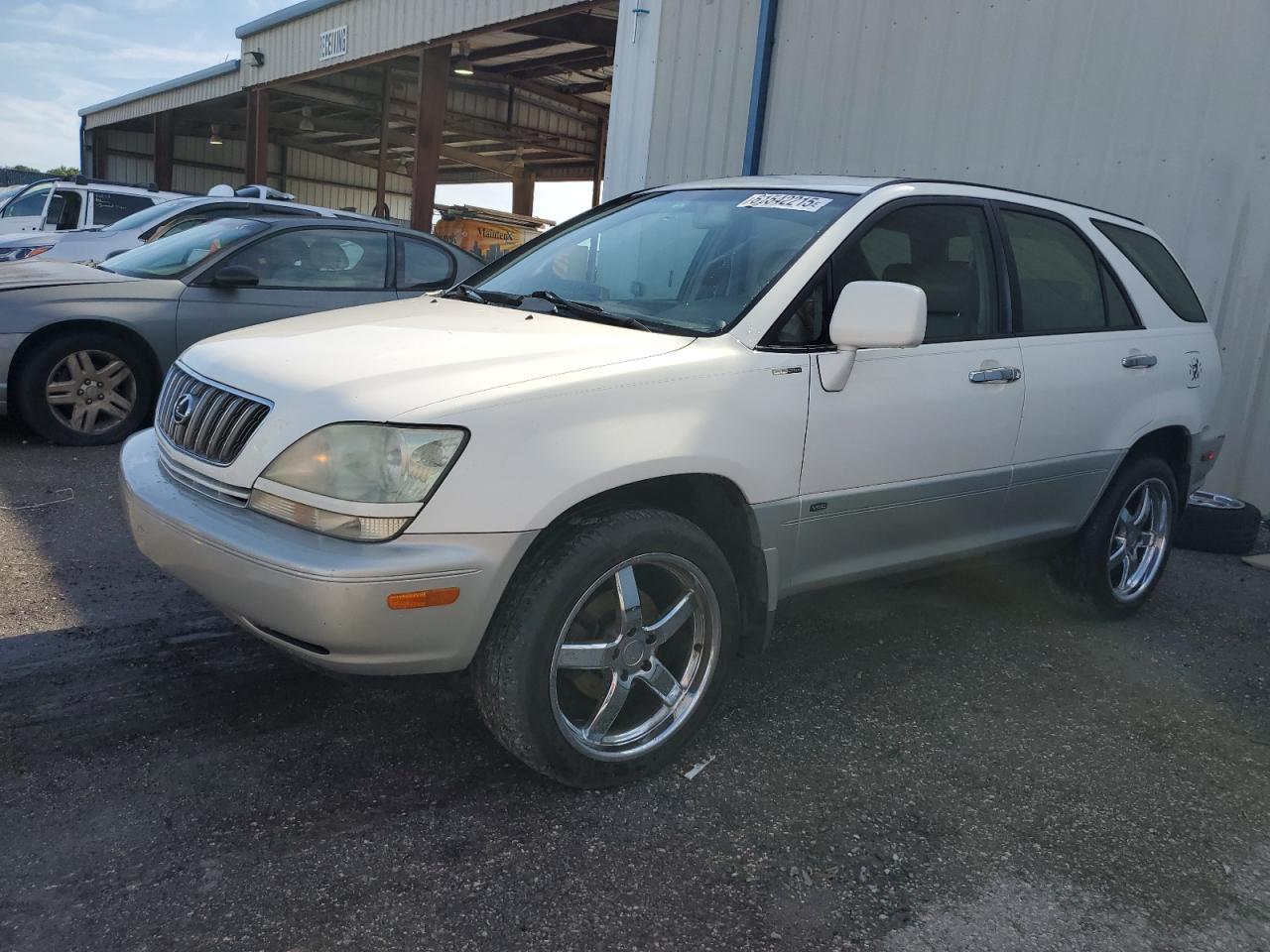 2001 Lexus Rx 300 3.0L zu verkaufen in Riverview, FL - Front End
