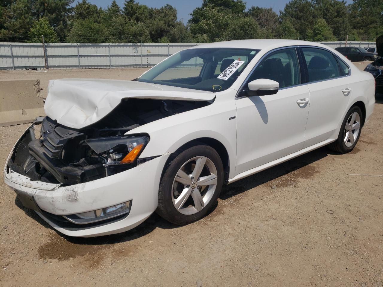 2015 Volkswagen Passat S