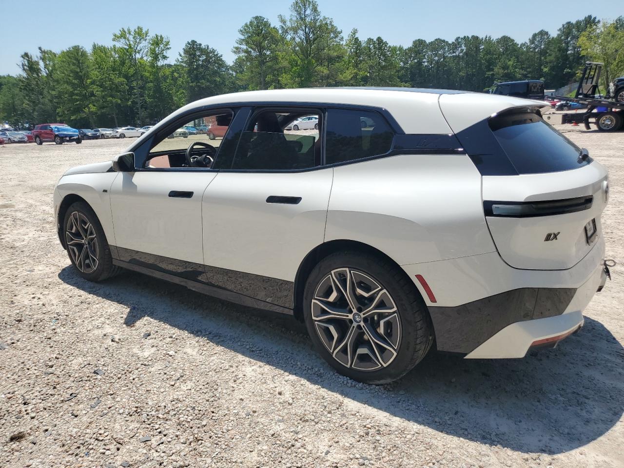 2024 BMW Ix xDrive50 white null electric WB523CF03RCR94692 photo #3