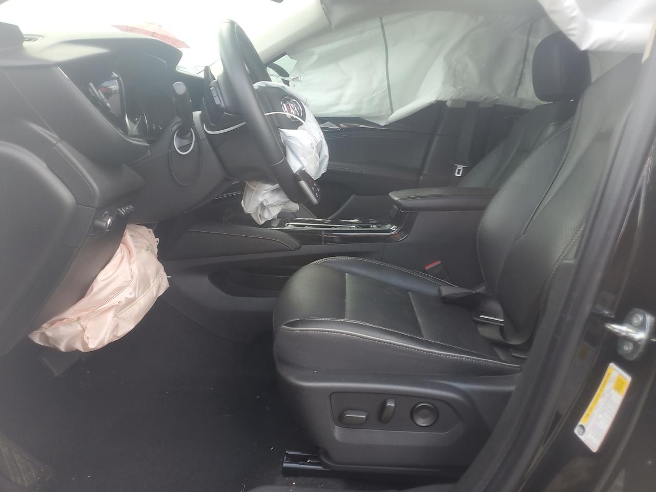 2021 Buick Envision Essence VIN: LRBFZNR43MD120648 Lot: 62140295