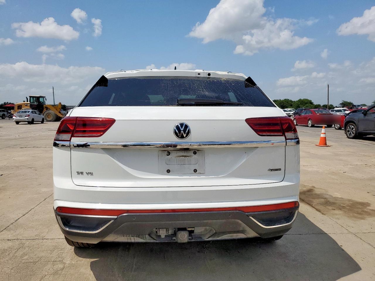 2023 Volkswagen Atlas Cross Sport Se VIN: 1V2HE2CAXPC207037 Lot: 61393855