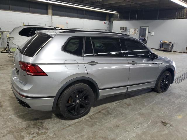  VOLKSWAGEN TIGUAN 2024 Серебристый