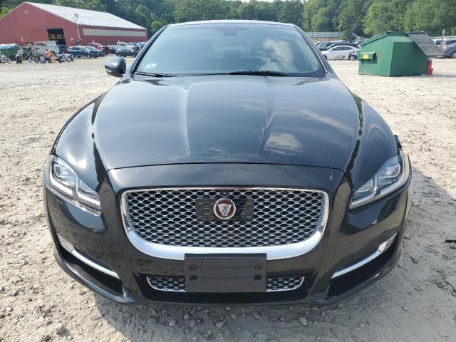  JAGUAR XJ 2016 Черный