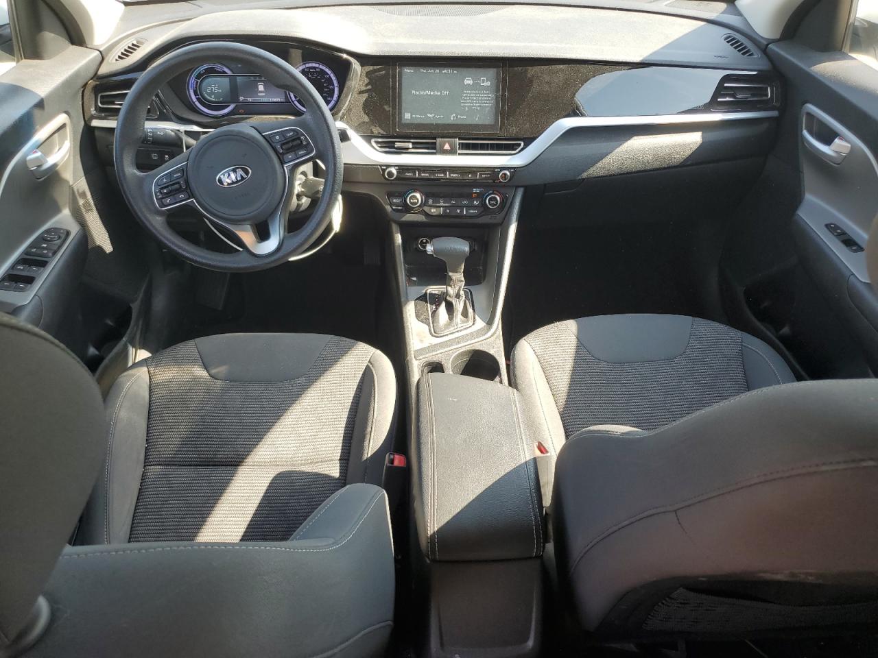 2020 Kia Niro Lx VIN: KNDCB3LC8L5370487 Lot: 62608305