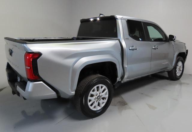  TOYOTA TACOMA 2024 Srebrny