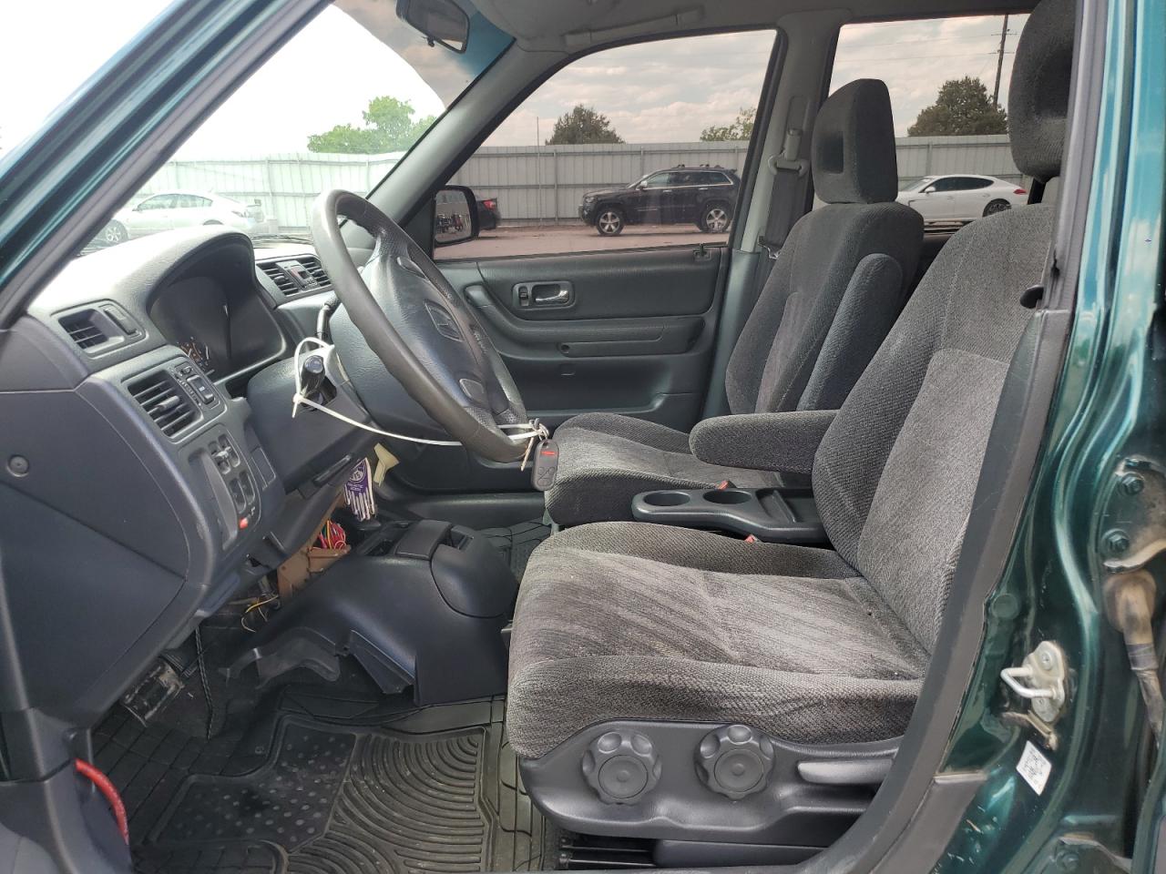 1999 Honda Cr-V Ex VIN: JHLRD1861XC016858 Lot: 61981045