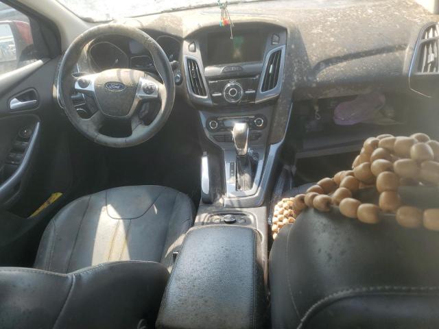  FORD FOCUS 2012 Czerwony