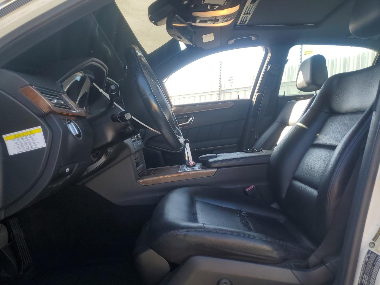MERCEDES-BENZ E-CLASS 2011 VIN WDDHF5GB2BA504848 zdjęcie 7