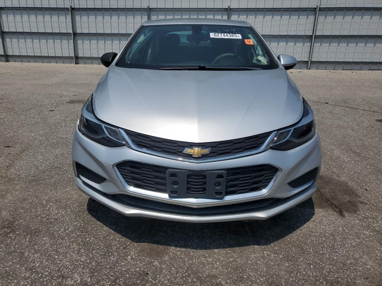 CHEVROLET CRUZE 2017 VIN 1G1BE5SM6H7101644 фото 5
