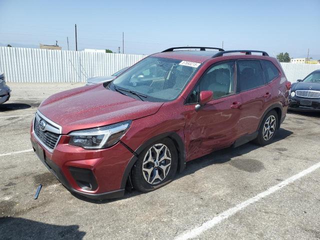  SUBARU FORESTER 2021 Красный