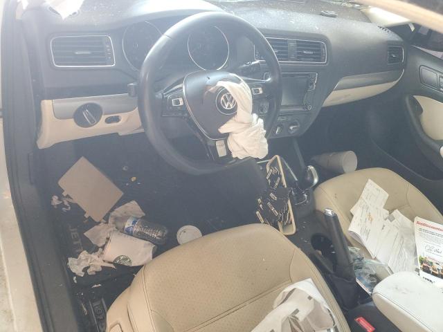 Фото: 3VWDB7AJ6HM295610