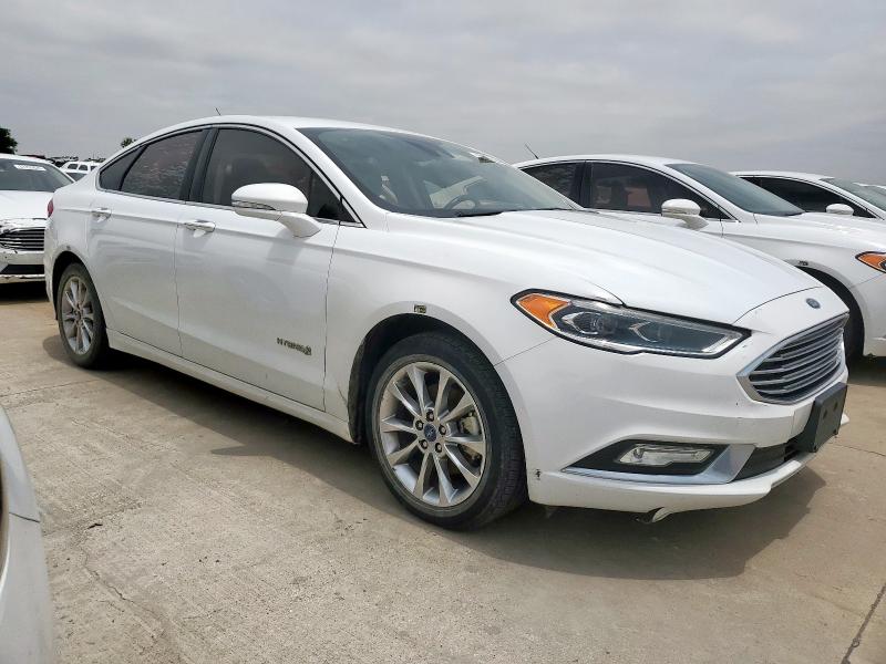 Седаны FORD FUSION 2017 Белый