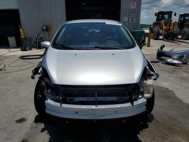  FORD FIESTA 2013 Silver