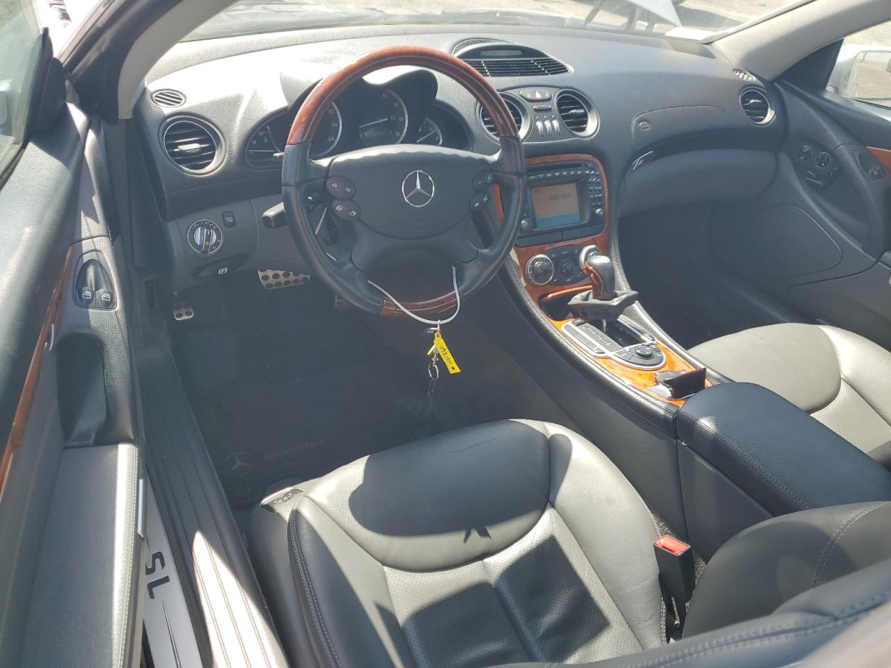 2004 Mercedes-Benz Sl 500 VIN: WDBSK75F64F071360 Lot: 61868275