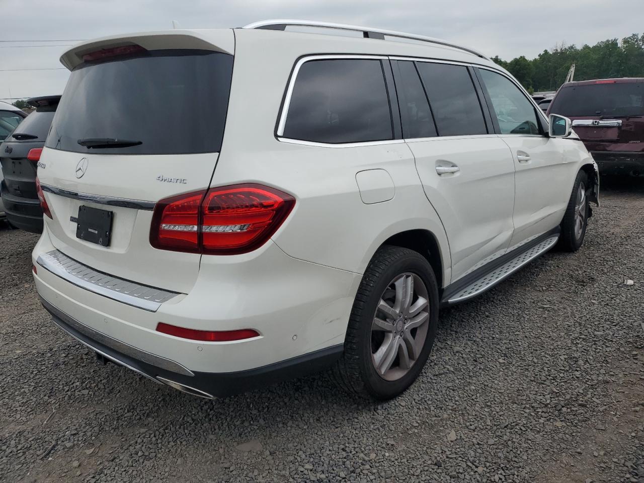 MERCEDES-BENZ GLS-CLASS 2017 VIN 4JGDF6EE0HA843835 фото 3