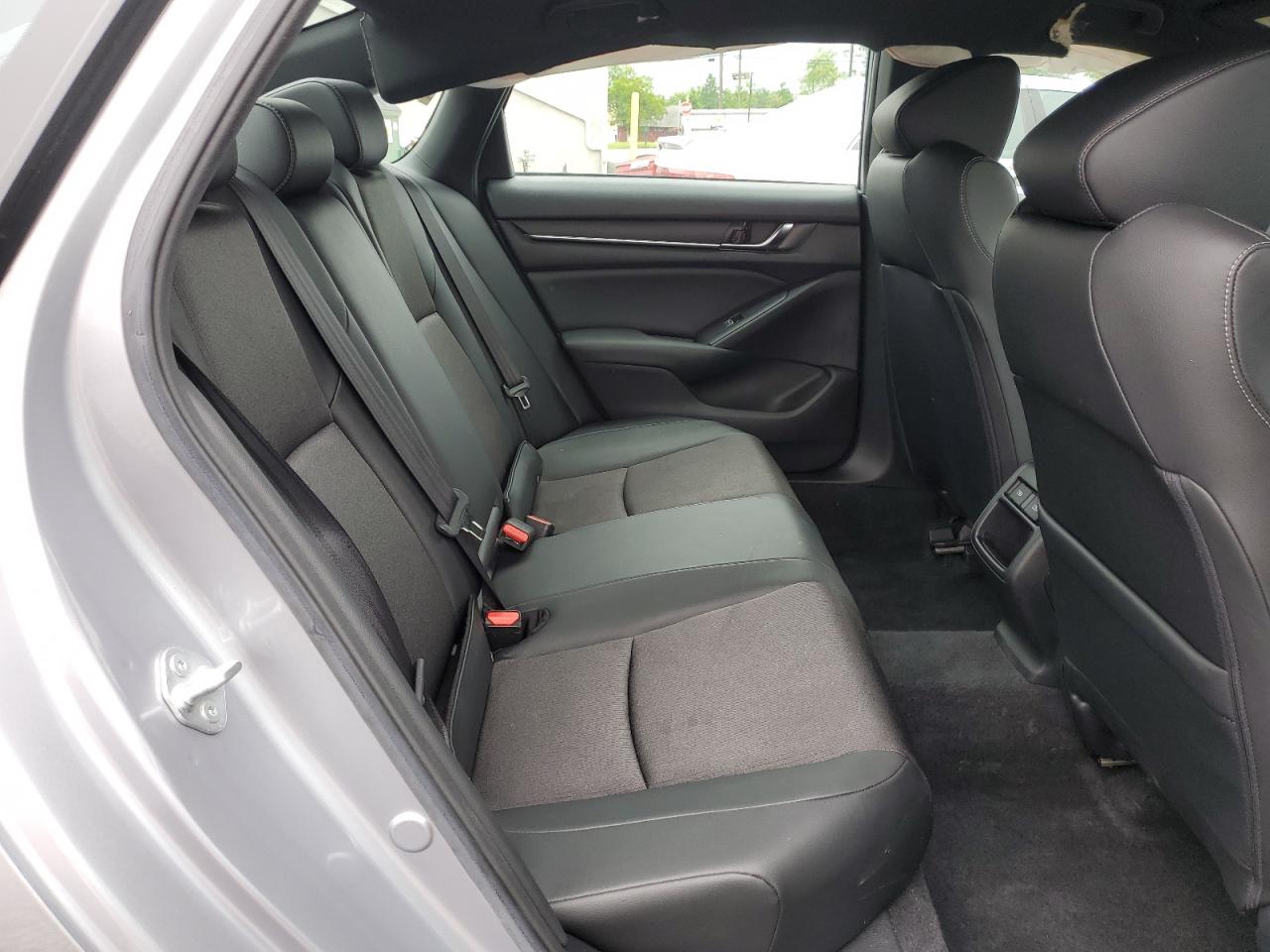 2022 Honda Accord Sport VIN: 1HGCV1F33NA010482 Lot: 61189775