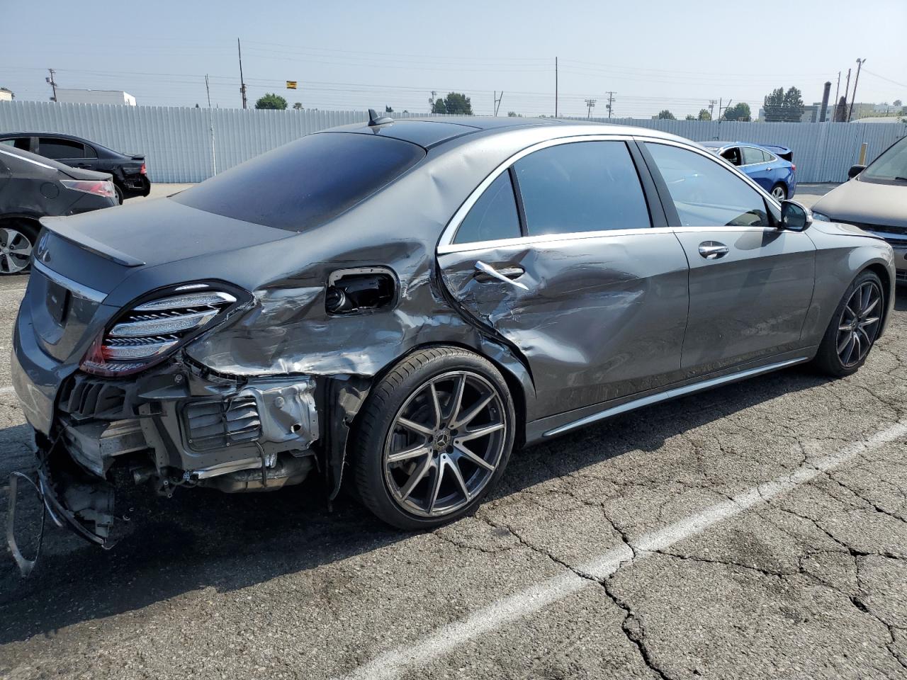 MERCEDES-BENZ S-CLASS 2019 VIN WDDUG8DB4KA434853 фото 3