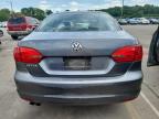 2012 Volkswagen Jetta Base   zu verkaufen in Louisville, KY - Front End