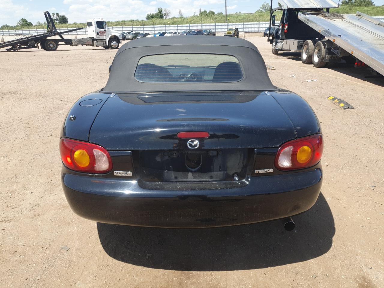 1999 Mazda Mx-5 Miata VIN: JM1NB3535X0119662 Lot: 61870445
