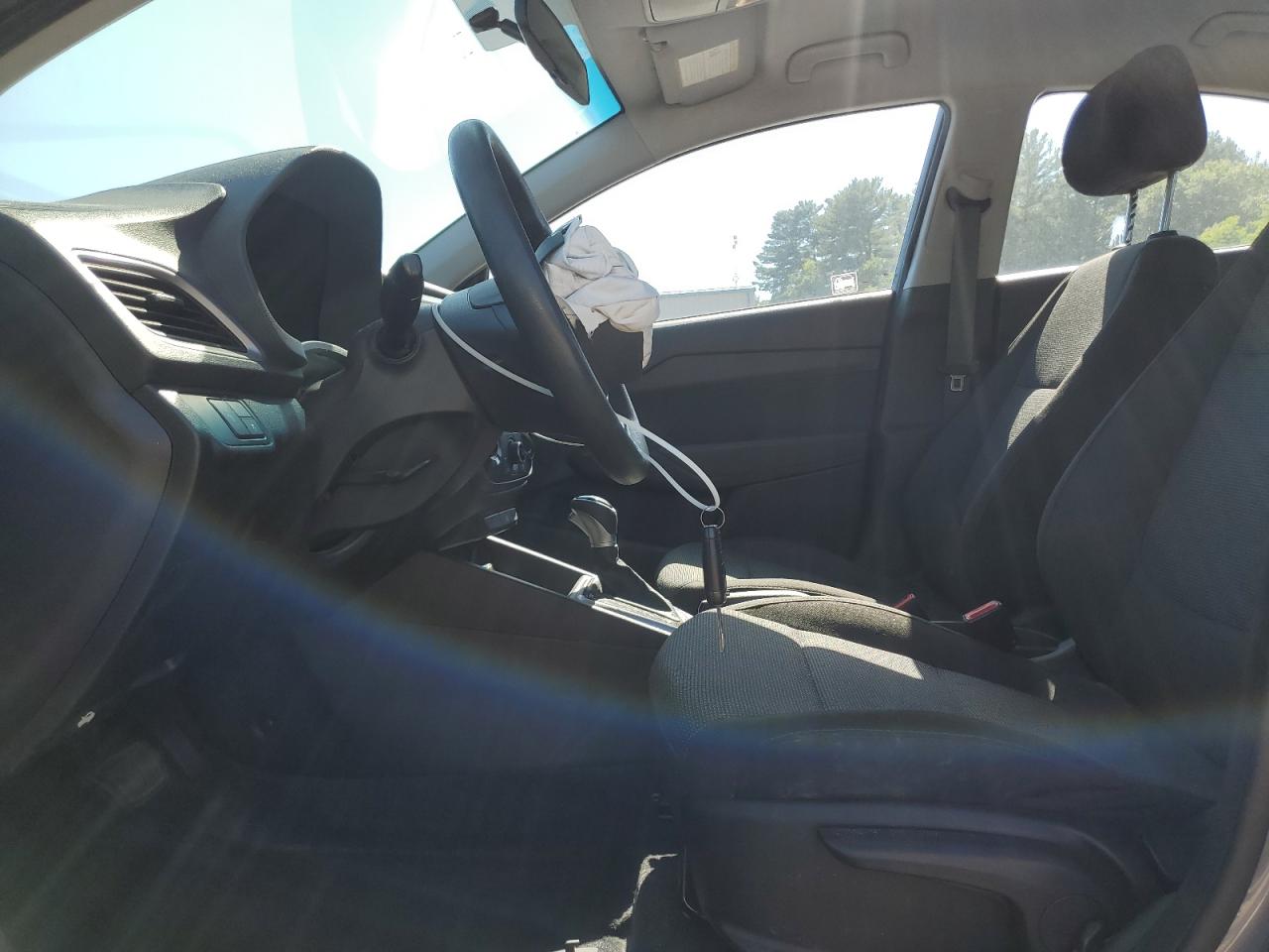 2019 Hyundai Accent Se VIN: 3KPC24A35KE073821 Lot: 62190585
